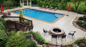 Vinyl Liner Pool with Volley Net