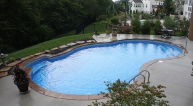 Bench-step-vinyl-over-coping-stamped-concrete-cantiliever-coping-st-louis-st-charles-dardenne-prairie-1